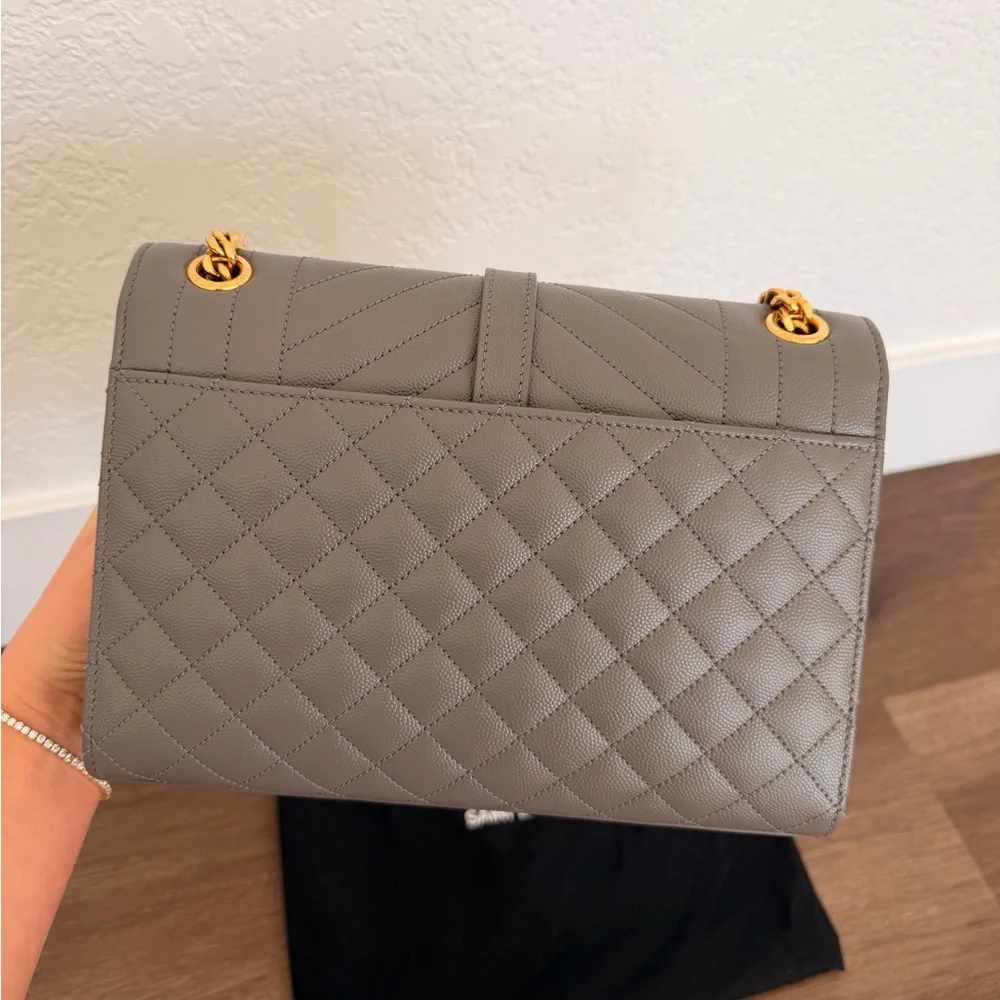 Yves Saint Laurent medium envelope bag - Picture 2 of 6